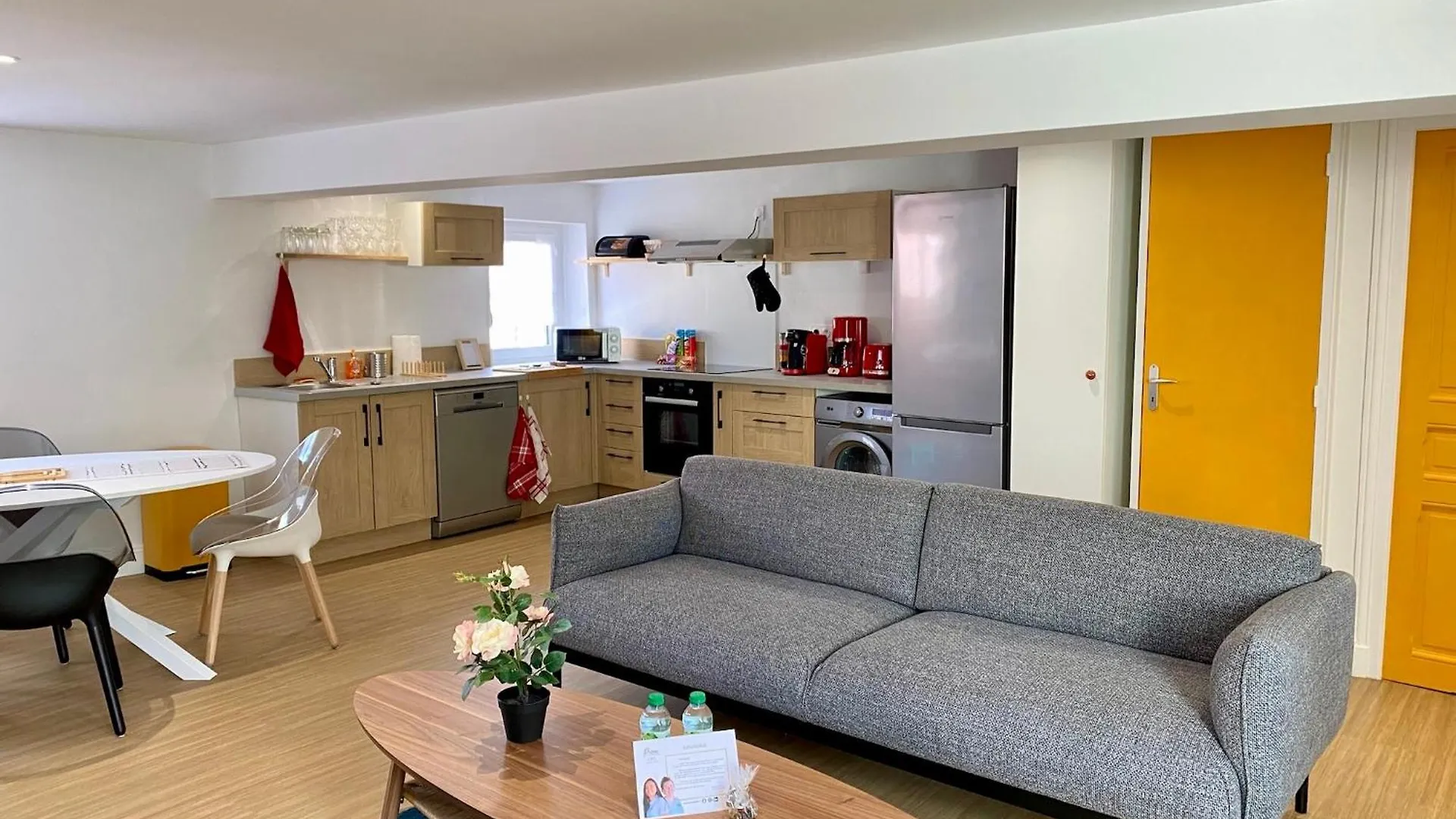 La Melee Jaune By Primo C0Nciergerie Apartment Clermont-Ferrand France