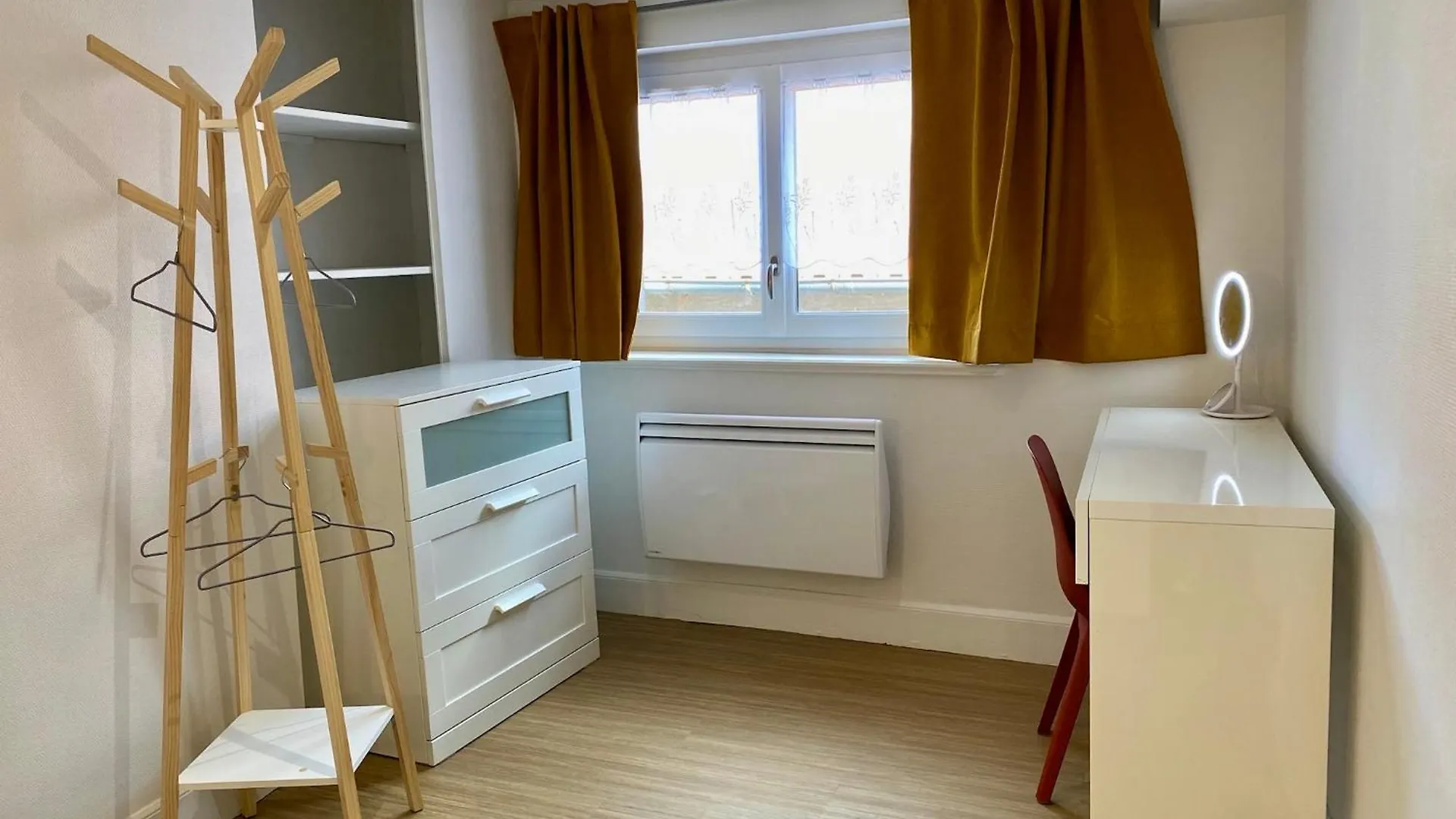 La Melee Jaune By Primo C0Nciergerie Apartment Clermont-Ferrand