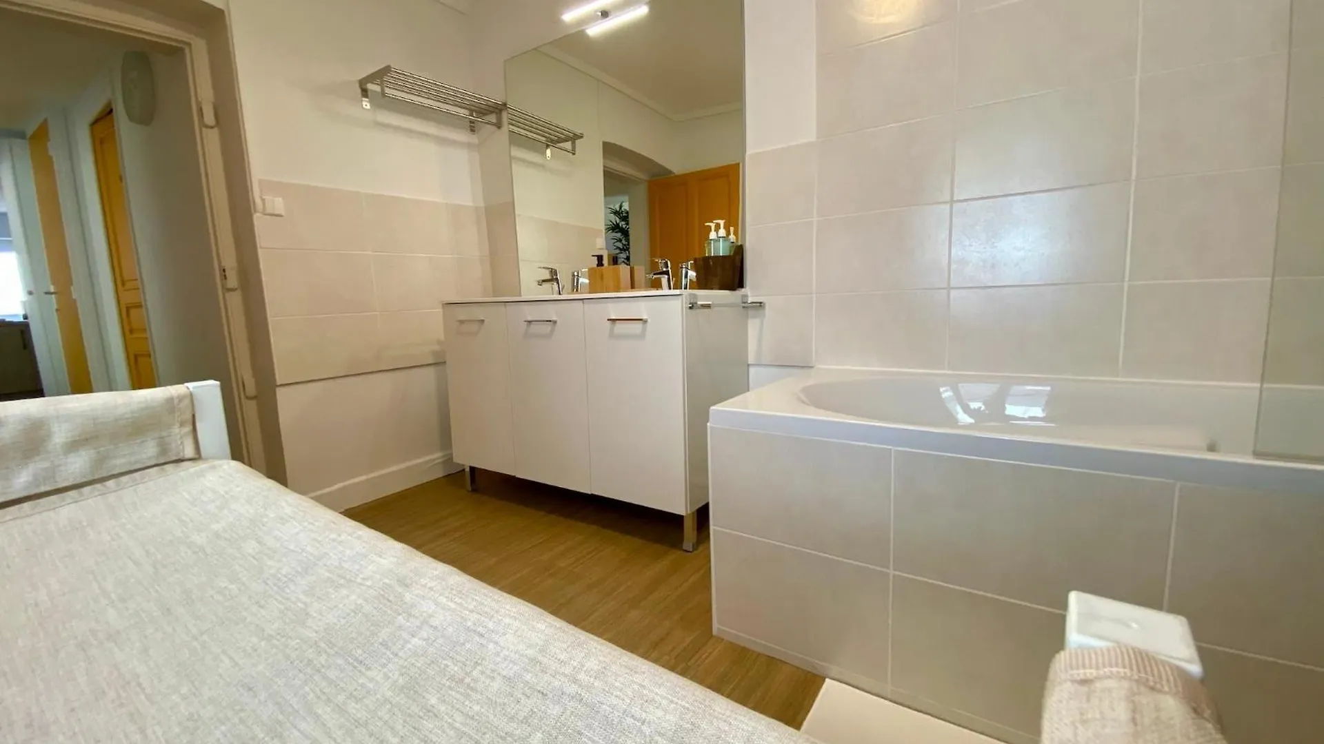 La Melee Jaune By Primo C0Nciergerie Apartment Clermont-Ferrand